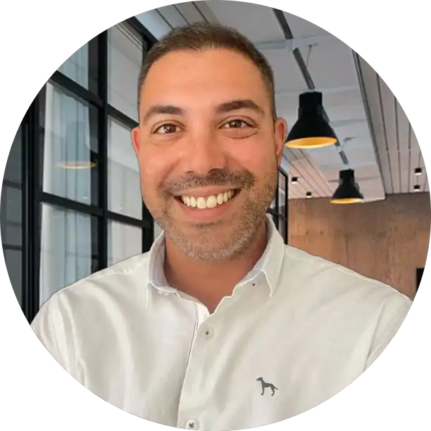 joao-machado-advogado-especialista-em-legalizacao-das-atividades-de-bronzeamento-artificial